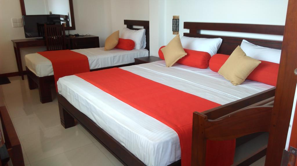Vin Roma Inn Kandy Exteriér fotografie