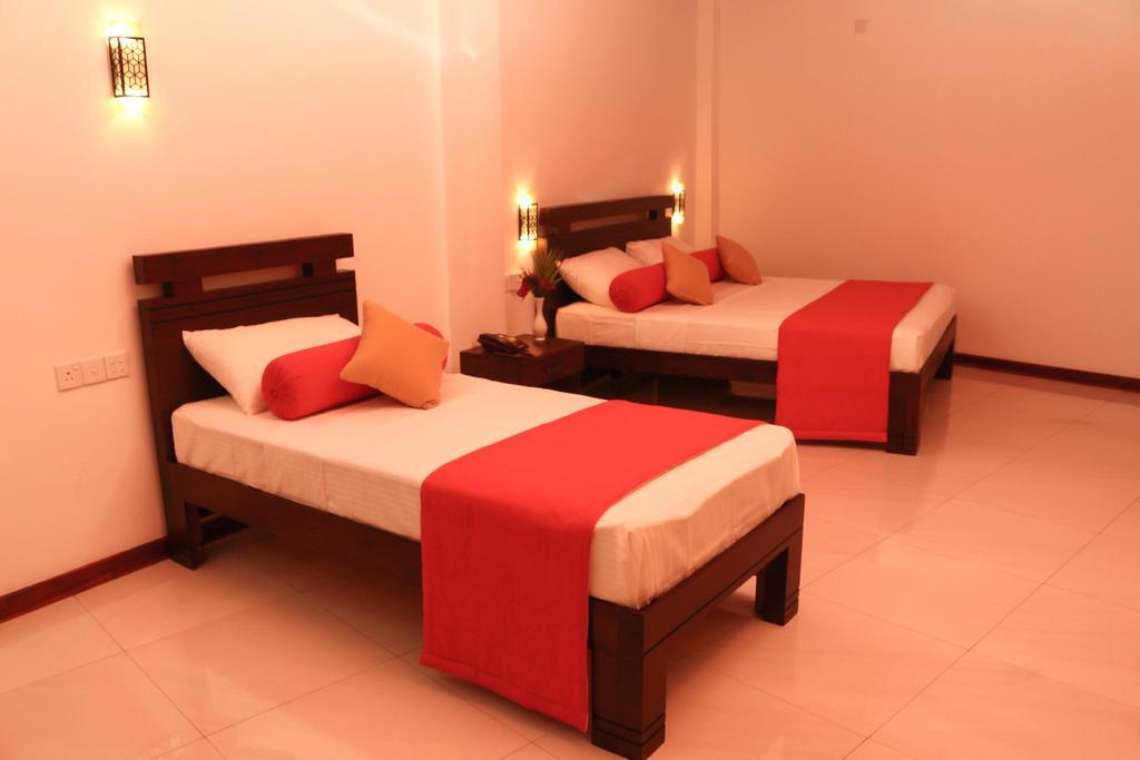 Vin Roma Inn Kandy Exteriér fotografie